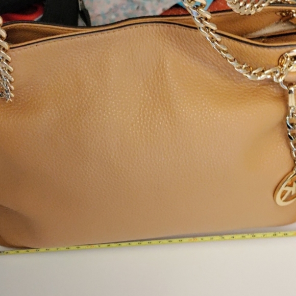 Michael Kors pebble Leather Shoulder 🛍️ Bag Gold Hardware - Picture 6 of 13